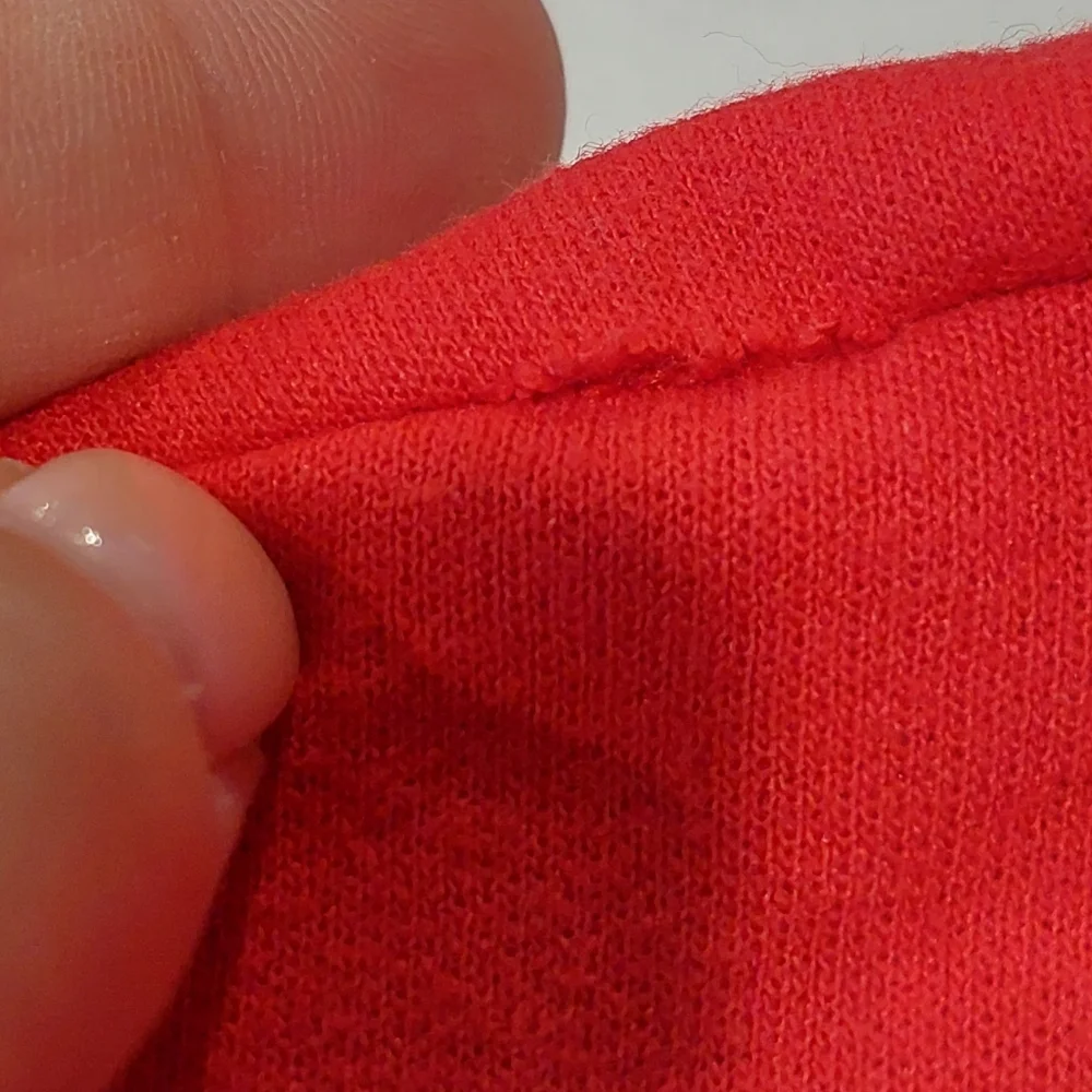 Disney Adult Size Large Hoodie Pullover Red 2010 Goofy Mickey Donald Pluto FLAW - Picture 8 of 10